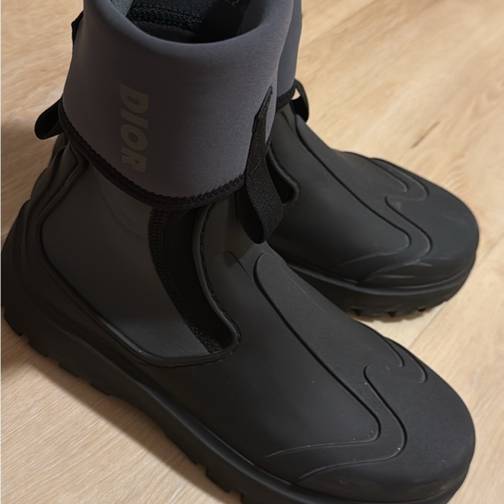 Dior Men's Gray and Black Rain Boots